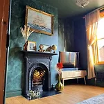 Penelopes Place Whitby